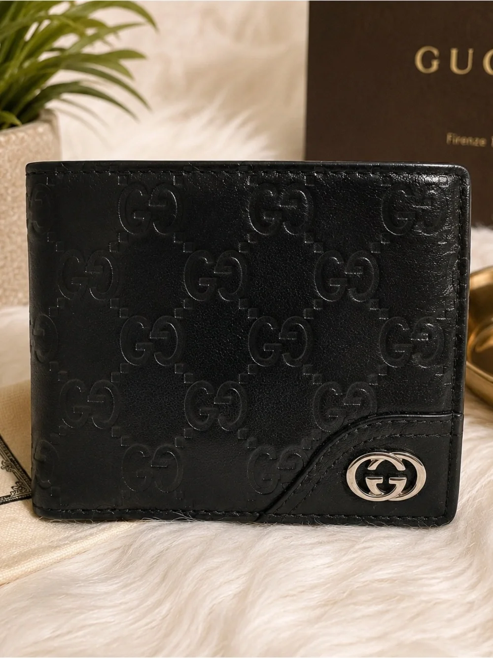 Gucci Guccissima Black Leather Men’s Bifold Wallet